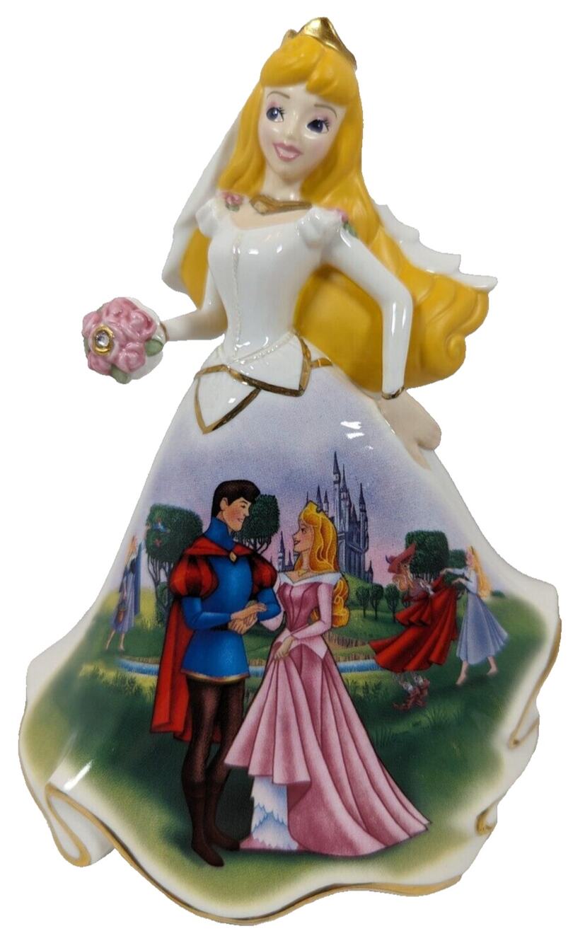 Sleeping Beauty Disney Dresses and Dreams Bell Happily Ever After w/COA MIB